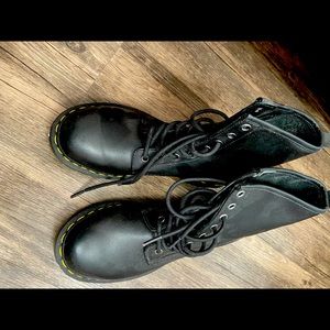 Woman’s DR Martens size 8.